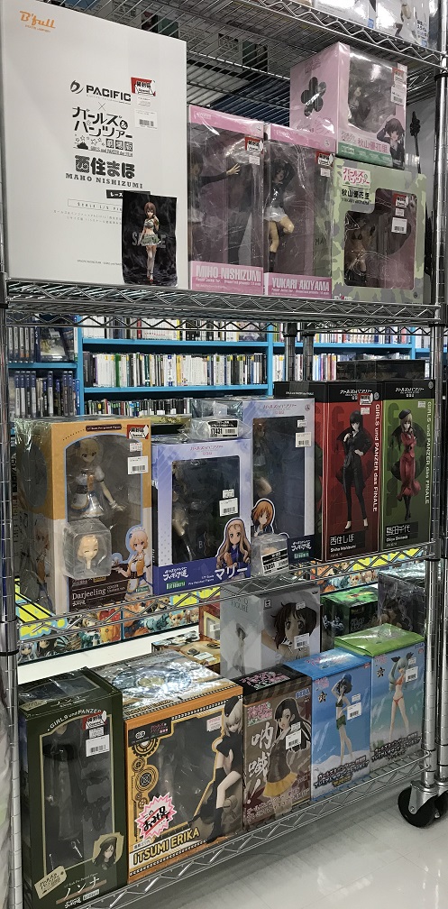 立川店本館 フィギュアコーナー配置変更しました らしんばん