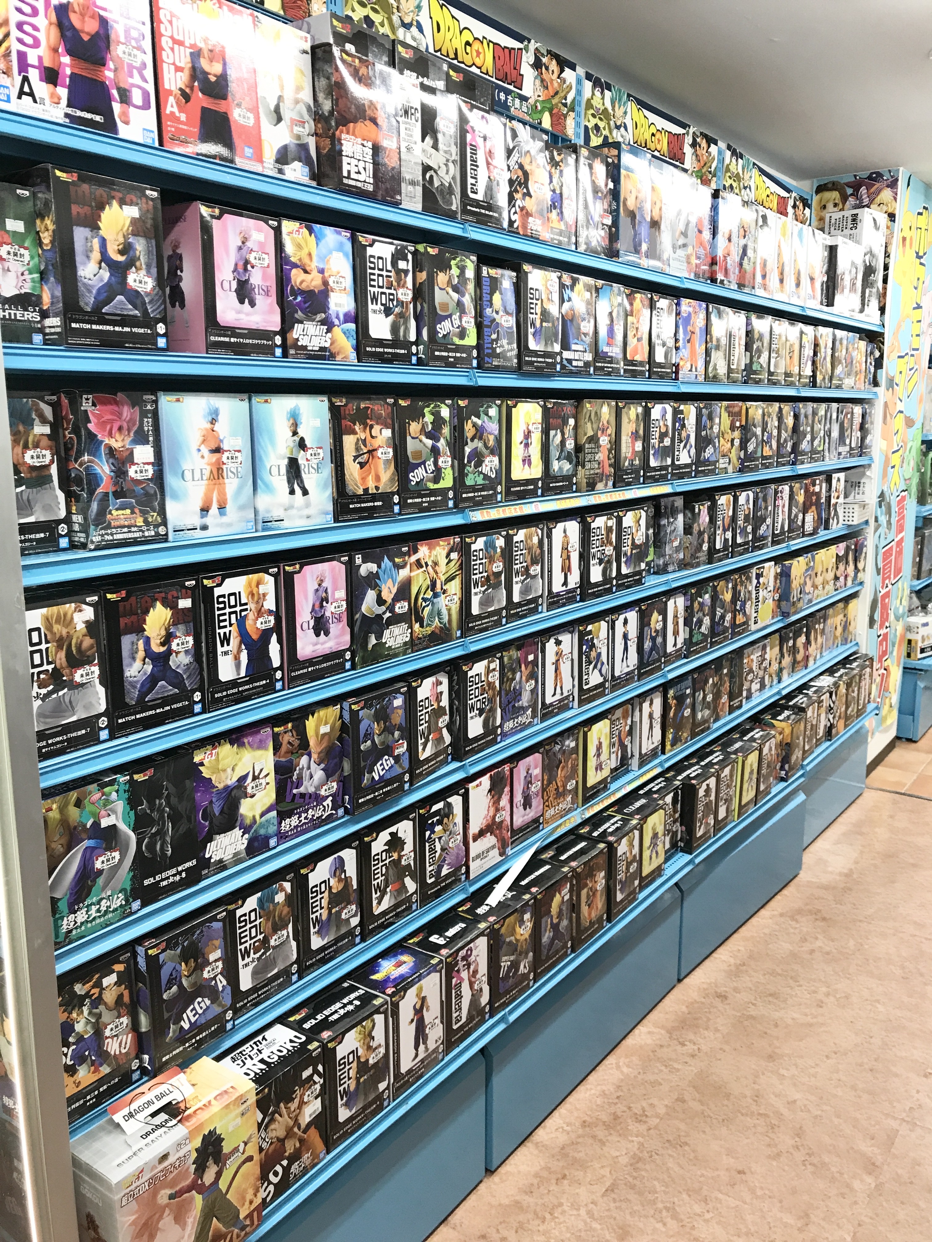 京都店2号館】京都最大級！？フィギュアを大量展開中！！ | らしんばん